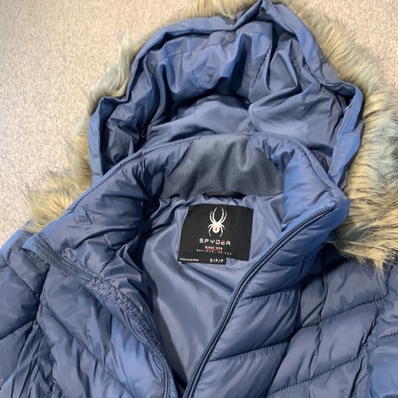 Spyder puffer long jacket size S/P great condition. - Picture 2 of 2